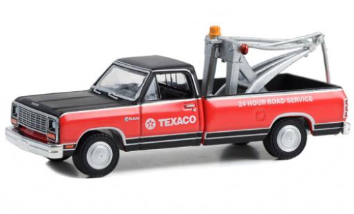 Diecast model cars Dodge RAM 1/64 Greenlight D-100 royal SE Texaco 1983 Dodge RAM 1/64 Greenlight D-100 royal SE Texaco 1983 diecast model cars