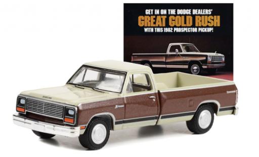 Diecast model cars Dodge RAM 1/64 Greenlight D-150 Prospector beige/brown 1982 Dodge RAM 1/64 Greenlight D-150 Prospector beige/brown 1982 diecast model cars