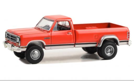 Diecast model cars Dodge RAM 1/64 Greenlight D-350 Dually red 1989 Dodge RAM 1/64 Greenlight D-350 Dually red 1989 diecast model cars