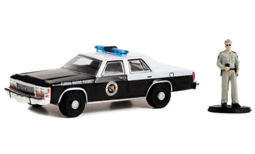 Ford LTD 1/64 Greenlight Florida Marine Patrol 1990 diecast model cars