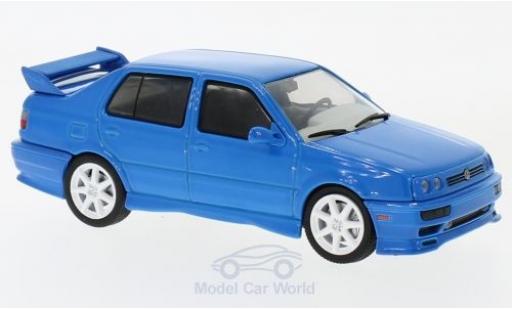 Diecast model cars Volkswagen Jetta 1/43 Greenlight A3 blue 1995 Volkswagen Jetta 1/43 Greenlight A3 blue 1995 diecast model cars