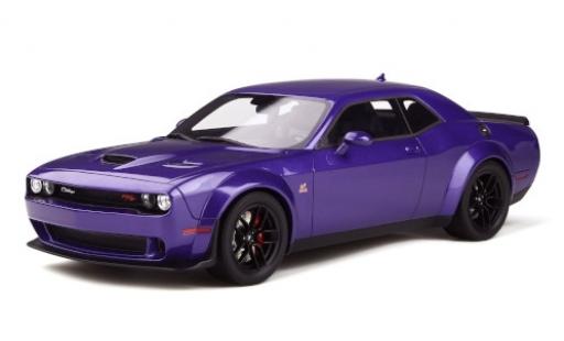 Diecast model cars Dodge Challenger 1/18 GT Spirit R/T Scat Pack Widebody metallic lila Dodge Challenger 1/18 GT Spirit R/T Scat Pack Widebody metallic lila diecast model cars