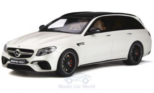 Diecast model cars Mercedes Classe E 1/18 GT Spirit AMG E63 T-Modell metallic white 2019 Mercedes Classe E 1/18 GT Spirit AMG E63 T-Modell metallic white 2019 diecast model cars