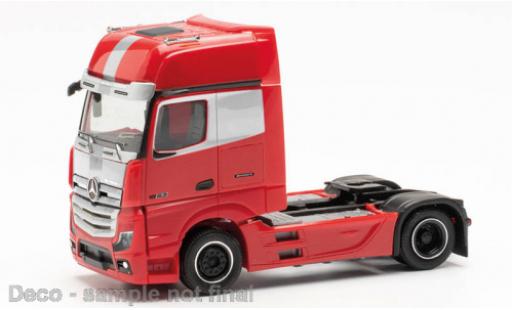 Diecast model cars Mercedes Actros 1/87 Herpa Gigaspace Edition 3 red 2018 Mercedes Actros 1/87 Herpa Gigaspace Edition 3 red 2018 diecast model cars