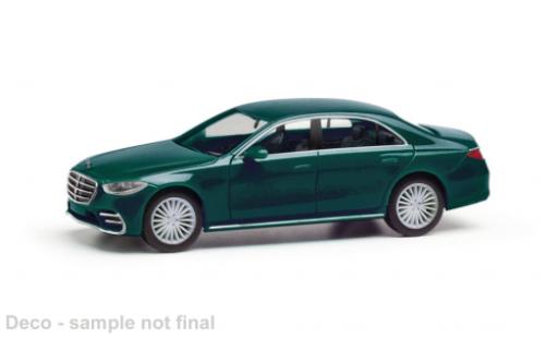 Diecast model cars Mercedes CLA 1/87 Herpa S-classe metallise green foncé Mercedes CLA 1/87 Herpa S-classe metallise green foncé diecast model cars
