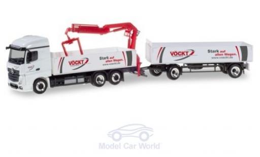 Mercedes Actros 1/87 Herpa StreamSpace Vöckt Pritschen-Hängerzug mit Ladekran diecast model cars