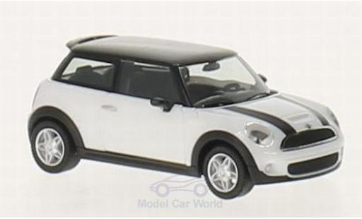 Diecast model cars Mini Cooper S 1/87 Herpa S white/black Mini Cooper S 1/87 Herpa S white/black diecast model cars