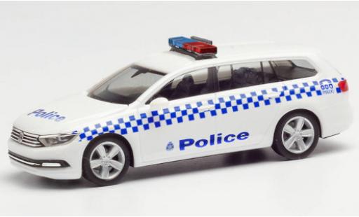 Volkswagen Passat 1/87 Herpa Variant Victoria Police police (AUS) diecast model cars