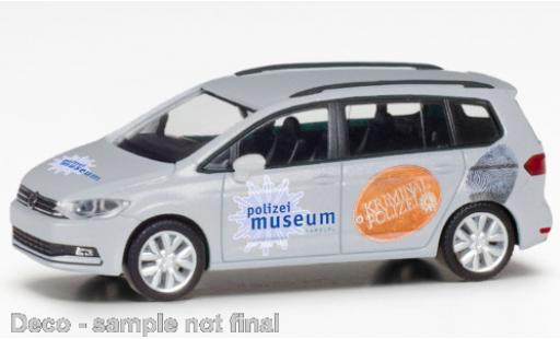 Diecast model cars Volkswagen Touran 1/87 Herpa Polizeimuseum Hamburg Volkswagen Touran 1/87 Herpa Polizeimuseum Hamburg diecast model cars