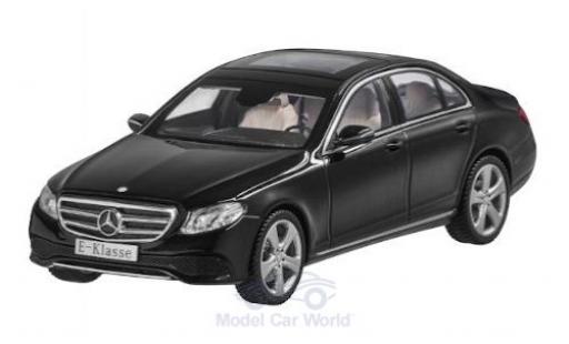 Diecast model cars Mercedes Classe E 1/43 iScale black Mercedes Classe E 1/43 iScale black diecast model cars