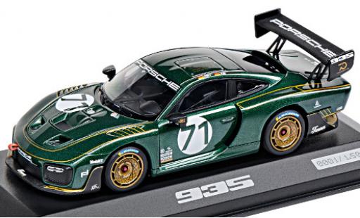 Diecast model cars Porsche 991 GT2 RS 1/43 Minichamps 935/19 No.71 Jägermeister Basis: 911 GT2 RS (.2) Porsche 991 GT2 RS 1/43 Minichamps 935/19 No.71 Jägermeister Basis: 911 GT2 RS (.2) diecast model cars