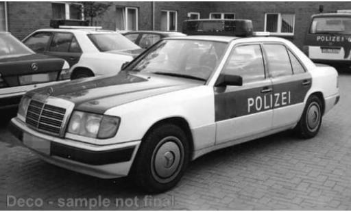 Mercedes 230 1/18 I Norev E (W124) Polizei (D) 1:18 diecast model cars