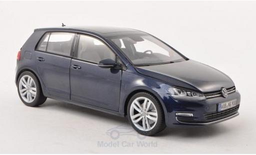 Diecast model cars Volkswagen Golf VII 1/18 Norev VII metallic blue 5-Türer Volkswagen Golf VII 1/18 Norev VII metallic blue 5-Türer diecast model cars