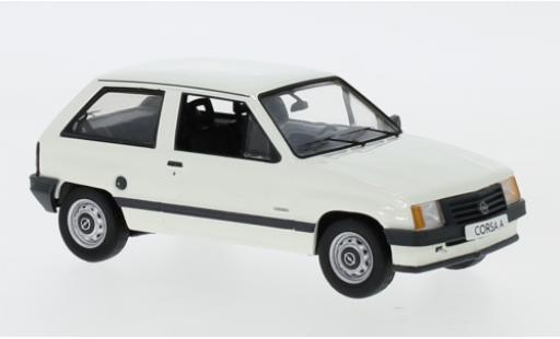 Diecast model cars Opel Corsa 1/43 Schuco A Luxus white Opel Corsa 1/43 Schuco A Luxus white diecast model cars