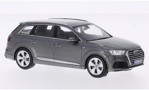 Diecast model cars Audi Q7 1/43 Spark metallic grey 2015 Audi Q7 1/43 Spark metallic grey 2015 diecast model cars