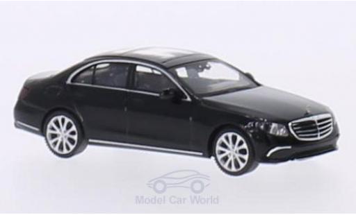 Diecast model cars Mercedes Classe E 1/87 Wiking (W213) Exclusive black Mercedes Classe E 1/87 Wiking (W213) Exclusive black diecast model cars