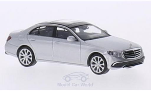 Diecast model cars Mercedes Classe E 1/87 Wiking (W213) Exclusive grey Mercedes Classe E 1/87 Wiking (W213) Exclusive grey diecast model cars