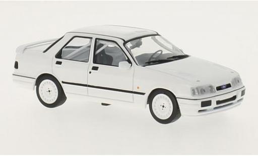 Diecast model cars Ford Sierra 1/43 IXO Cosworth 4X4 matt-white 1991 Plain Body Version y compris les 4 Ersatzräder Ford Sierra 1/43 IXO Cosworth 4X4 matt-white 1991 Plain Body Version y compris les 4 Ersatzräder diecast model cars
