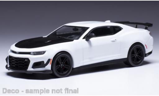 Diecast model cars Chevrolet Camaro 1/43 IXO ZL1 white 2019 Chevrolet Camaro 1/43 IXO ZL1 white 2019 diecast model cars