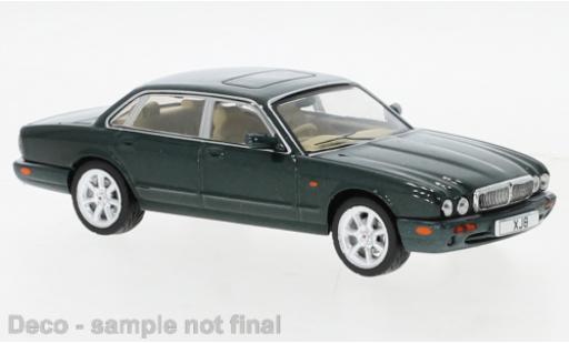 Diecast model cars Jaguar XJ 1/43 IXO 8 (X 308) green 1998 Jaguar XJ 1/43 IXO 8 (X 308) green 1998 diecast model cars