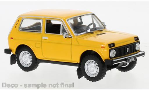 Lada Niva 1/43 IXO yellow 1978 diecast model cars