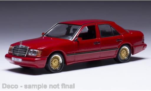 Diecast model cars Mercedes CLA 1/43 IXO 300 E (W124) red clair 1984 Mercedes CLA 1/43 IXO 300 E (W124) red clair 1984 diecast model cars