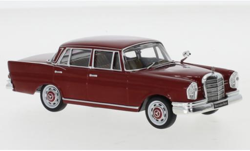 Diecast model cars Mercedes 220 1/43 IXO SE (W111) red 1959 Mercedes 220 1/43 IXO SE (W111) red 1959 diecast model cars