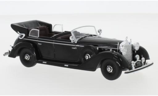 Diecast model cars Mercedes 770 1/43 IXO K Cabriolet black 1938 Mercedes 770 1/43 IXO K Cabriolet black 1938 diecast model cars