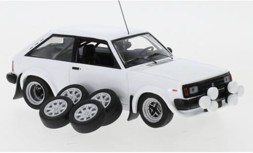 Diecast model cars Talbot Sunbeam 1/43 IXO Lotus white 1979 Plain Body Version y compris les 4 Ersatzräder et extra Scheinwerfer Talbot Sunbeam 1/43 IXO Lotus white 1979 Plain Body Version y compris les 4 Ersatzräder et extra Scheinwerfer diecast model cars