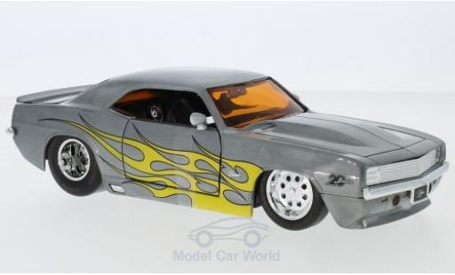 Diecast model cars Chevrolet Camaro 1/24 Jada Toys grey/Dekor 1969 Chevrolet Camaro 1/24 Jada Toys grey/Dekor 1969 diecast model cars