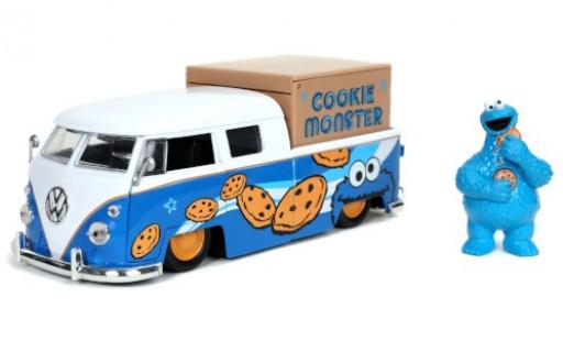 Diecast model cars Volkswagen T1 1/24 Jada Toys Doka Lowrider Sesame Street - Cookie Monster 1963 mit Figur und Ladegut Volkswagen T1 1/24 Jada Toys Doka Lowrider Sesame Street - Cookie Monster 1963 mit Figur und Ladegut diecast model cars