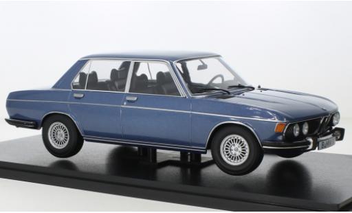 Diecast model cars Bmw 3.0 1/18 KK Scale S (E3) metallise blue 1971 Bmw 3.0 1/18 KK Scale S (E3) metallise blue 1971 diecast model cars