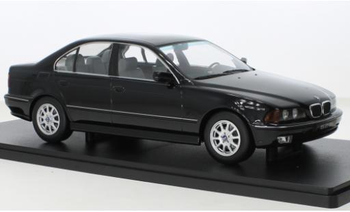 Diecast model cars Bmw 528 1/18 KK Scale i (E39) black 1995 Bmw 528 1/18 KK Scale i (E39) black 1995 diecast model cars