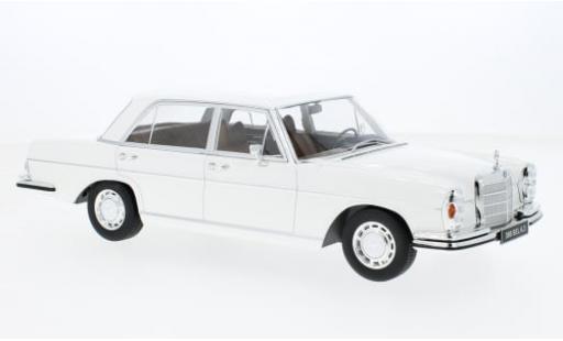Diecast model cars Mercedes 300 1/18 KK Scale SEL 6.3 (W109) weiss 1968 1:18 Mercedes 300 1/18 KK Scale SEL 6.3 (W109) weiss 1968 1:18 diecast model cars