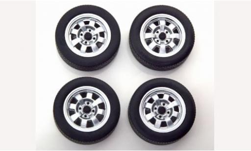 Porsche 924 1/18 KK Scale Zubeh&ouml;r Reifen- und Felgenset: 1:18 diecast model cars