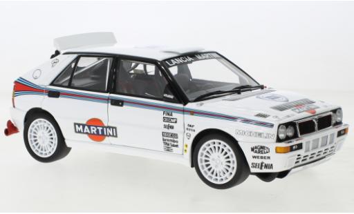 Diecast model cars Lancia Delta 1/18 Kyosho HF Integrale Evolutione white 1992 Lancia Delta 1/18 Kyosho HF Integrale Evolutione white 1992 diecast model cars