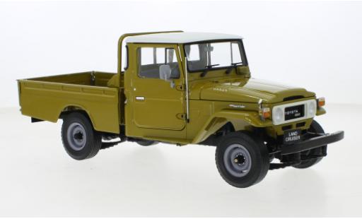 Diecast model cars Toyota Land Cruiser 1/18 Kyosho 40 Pick Up oliv Toyota Land Cruiser 1/18 Kyosho 40 Pick Up oliv diecast model cars