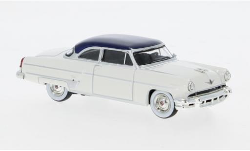Diecast model cars Lincoln Capri 1/64 Mini GT beige 1:64 Lincoln Capri 1/64 Mini GT beige 1:64 diecast model cars