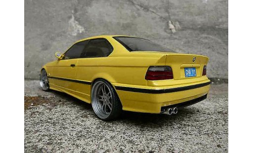 Bmw M3 coupe 1/18 Ut Models jaune E36 jantes alu tuning diecast model cars