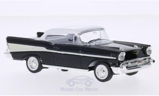 Diecast model cars Chevrolet Bel Air 1/43 Lucky Die Cast black/white 1957 ohne Vitrine Chevrolet Bel Air 1/43 Lucky Die Cast black/white 1957 ohne Vitrine diecast model cars