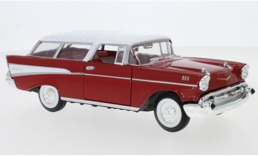 Diecast model cars Chevrolet Nomad 1/24 Lucky Die Cast red/white 1957 Chevrolet Nomad 1/24 Lucky Die Cast red/white 1957 diecast model cars
