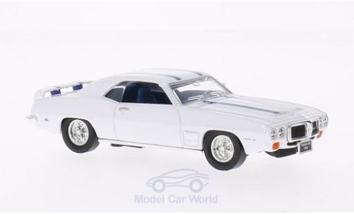 Diecast model cars Pontiac Firebird 1/43 Lucky Die Cast Trans Am white 1969 mit blueen Streifen ohne Vitrine Pontiac Firebird 1/43 Lucky Die Cast Trans Am white 1969 mit blueen Streifen ohne Vitrine diecast model cars