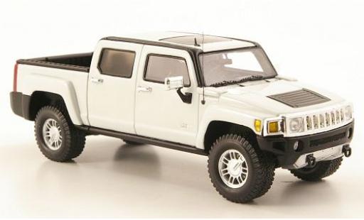 Diecast model cars Hummer H3 1/43 Luxury Collectibles T white 2008 Hummer H3 1/43 Luxury Collectibles T white 2008 diecast model cars