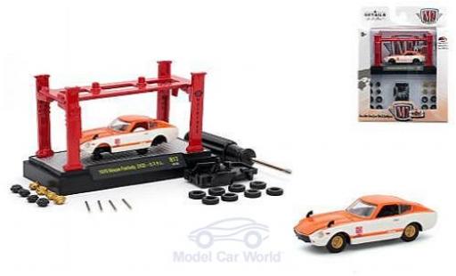 Diecast model cars Nissan Fairlady Z 1/64 M2 Machines 432 orange/white 1970 Model-Kit Bausatz inklusive 4 Ersatzrädern Nissan Fairlady Z 1/64 M2 Machines 432 orange/white 1970 Model-Kit Bausatz inklusive 4 Ersatzrädern diecast model cars