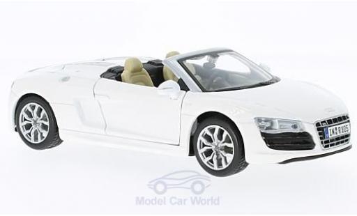Audi R8 1/24 Maisto Spyder white diecast model cars