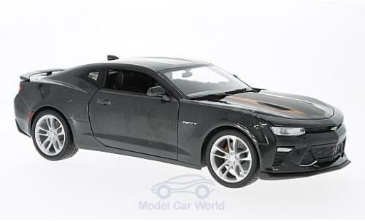 Diecast model cars Chevrolet Camaro 1/18 Maisto Fifty metallic grey 2017 Chevrolet Camaro 1/18 Maisto Fifty metallic grey 2017 diecast model cars