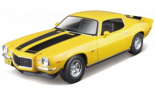 Diecast model cars Chevrolet Camaro 1/18 Maisto Z28 yellow/black 1971 Chevrolet Camaro 1/18 Maisto Z28 yellow/black 1971 diecast model cars