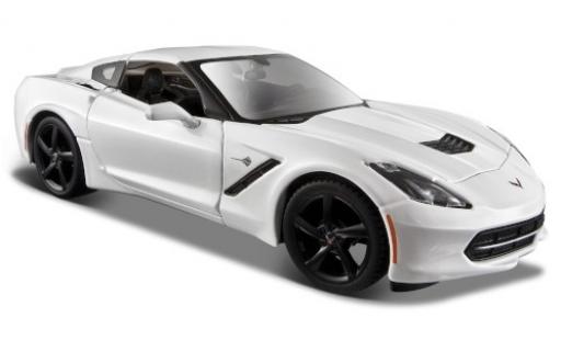 Diecast model cars Chevrolet Corvette 1/24 Maisto Stingray (C7) white 2014 Chevrolet Corvette 1/24 Maisto Stingray (C7) white 2014 diecast model cars
