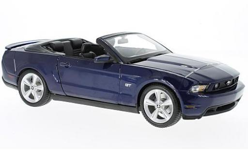 Diecast model cars Ford Mustang 1/18 Maisto GT Convertible metallic blue 2010 Ford Mustang 1/18 Maisto GT Convertible metallic blue 2010 diecast model cars