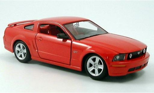 Diecast model cars Ford Mustang 1/24 Maisto GT Coupe red 2006 Ford Mustang 1/24 Maisto GT Coupe red 2006 diecast model cars